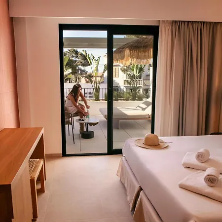 Hotel Santanyi Port 4*