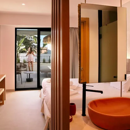 Hotel Santanyi Port 4*