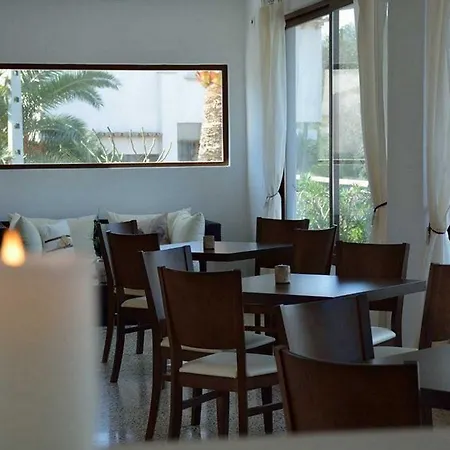 Hotel Hotel Santanyi Port 4*